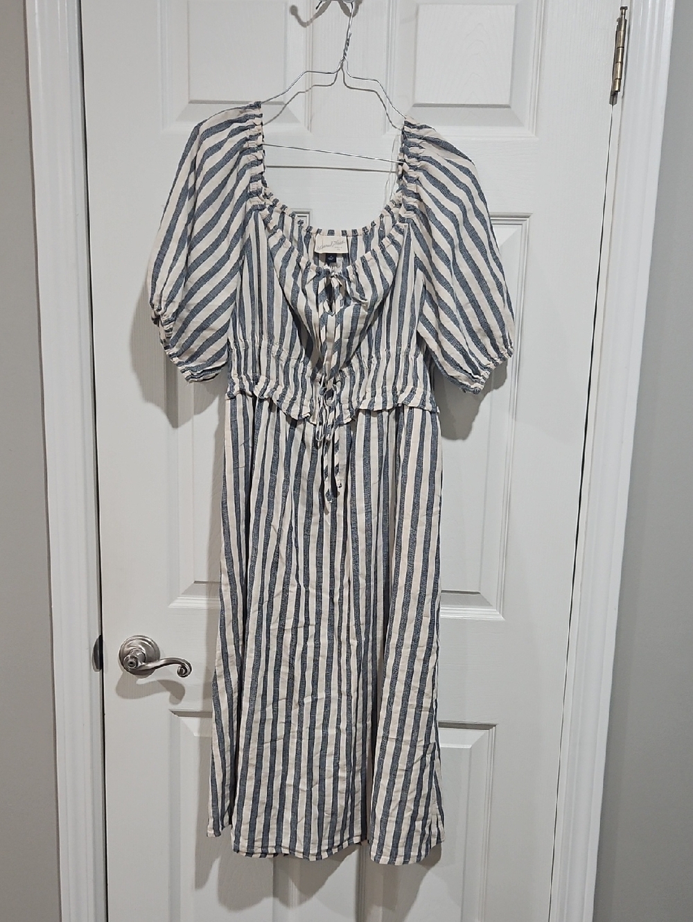 Universal Thread Blue and White Striped Maxi Dress